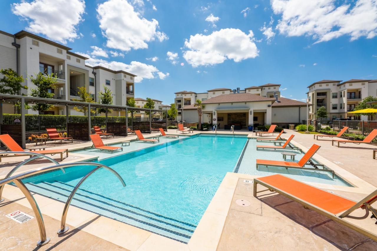 Ferienwohnung Luxe 3B/2B Getaway - Pool, Gym, Parking, Pet Wash Leander Exterior foto